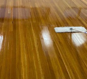 Wooden Floor Polishing